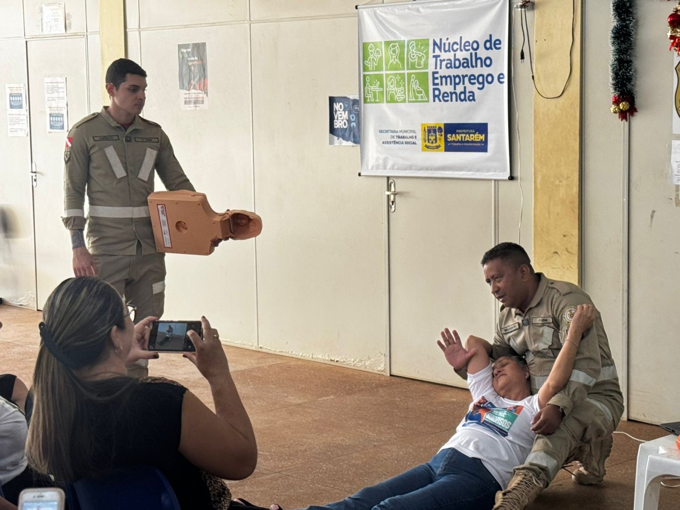 Imagem de Servidores da Semtras participam de capacitação em primeiros socorros para fortalecer atendimento emergencial