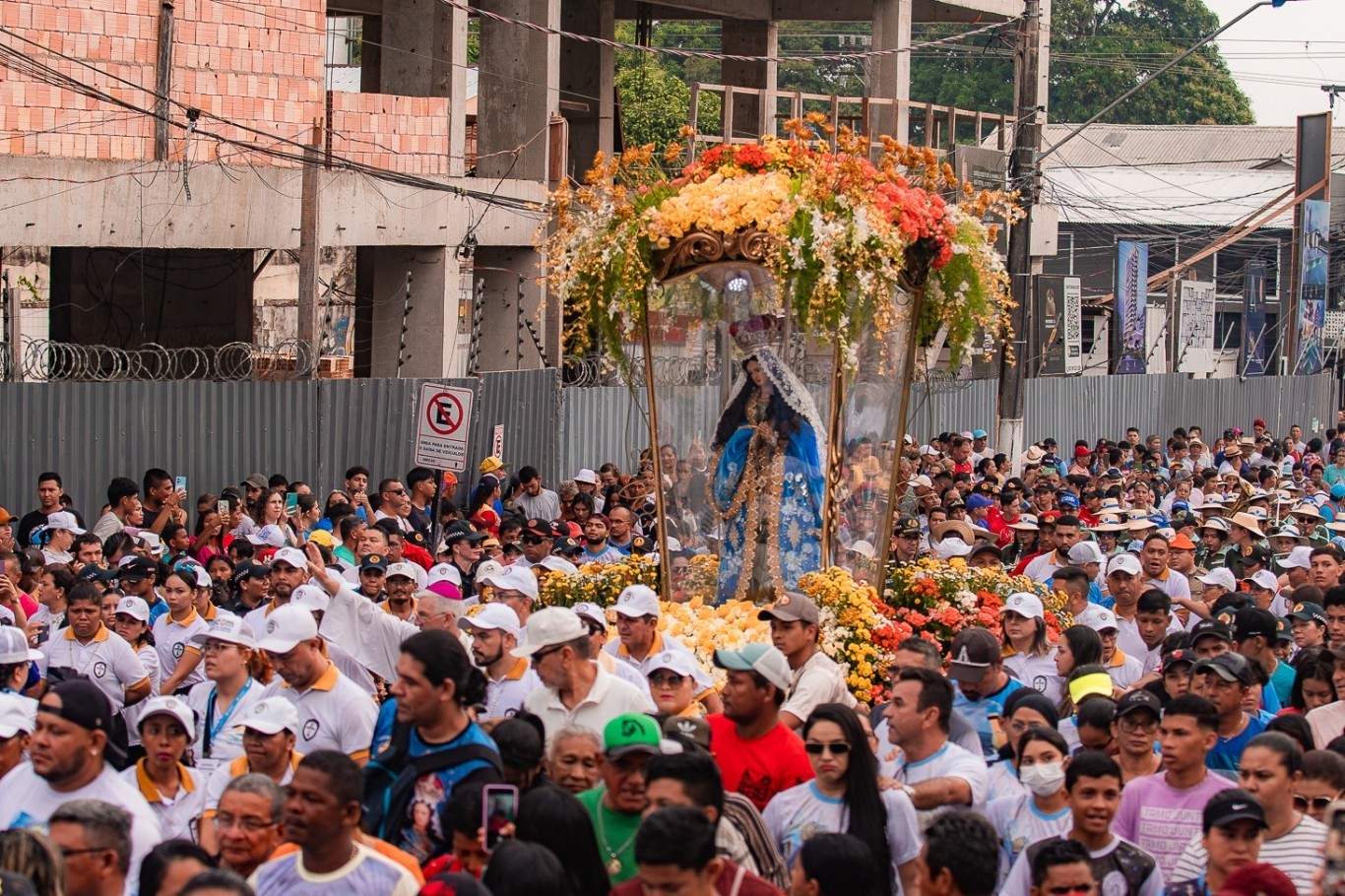 Círio e Trasladação 2025: SMT orienta moradores e romeiros sobre proibição de estacionamento nas vias do percurso