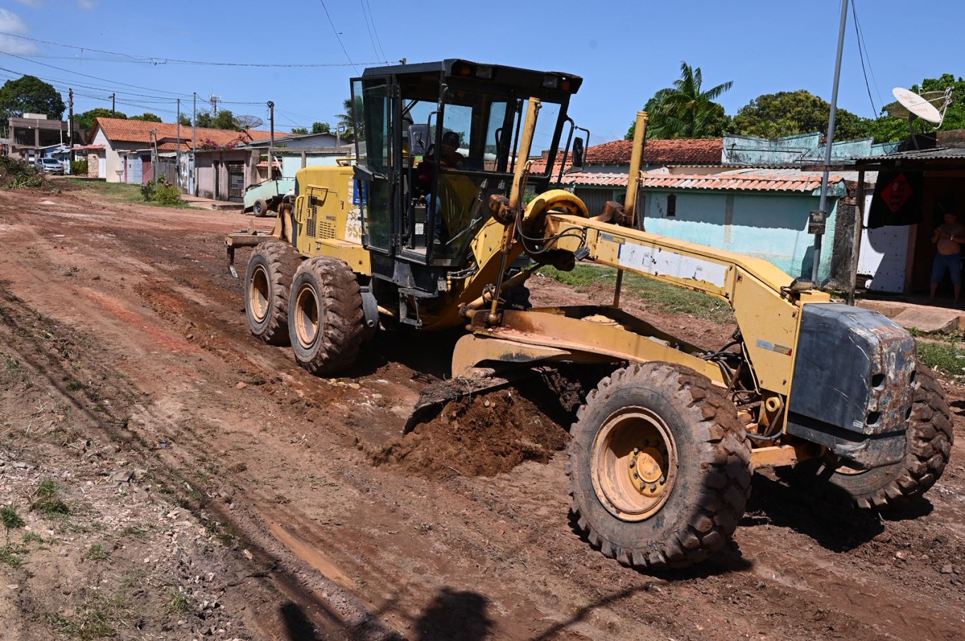 Prefeitura de Santarém avança com a 11ª etapa do Programa Puxirum nos bairros Santana, Floresta e Nova Vitória