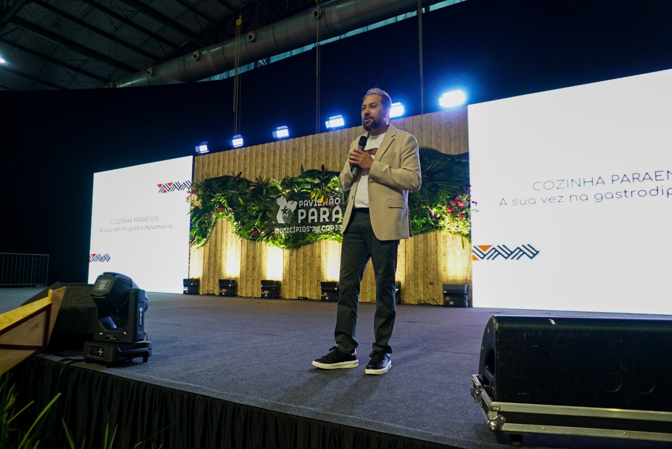 Gastronomia Tapajônica ganha destaque na COP 30 com Aula Show do chef Saulo Jennings