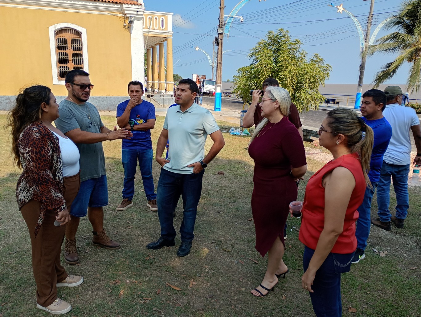 Secretarias municipais alinham detalhes da Parada de Natal em vistoria técnica no centro de Santarém