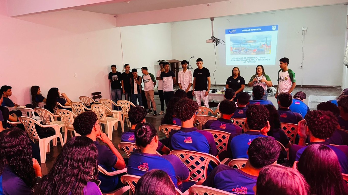 Imagem de Prefeitura promove palestra educativa sobre segurança no trânsito para estudantes em Santarém