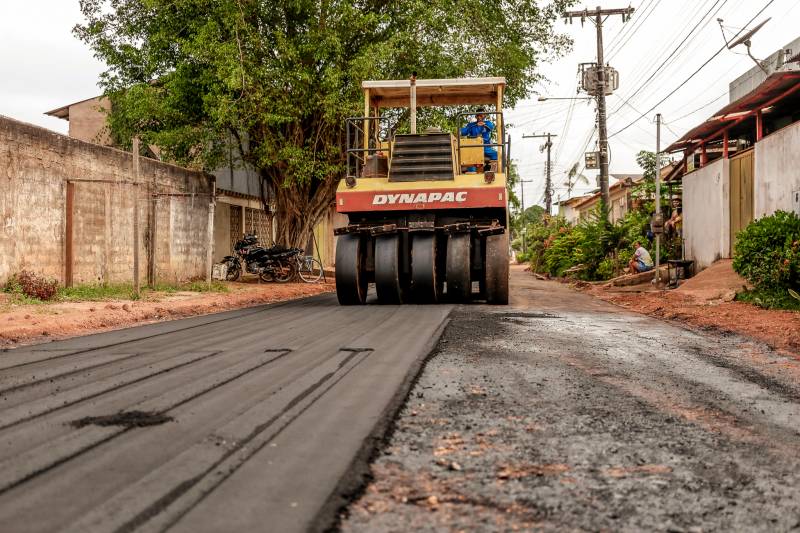 Outubro inicia com asfalto em mais duas vias em Santarém