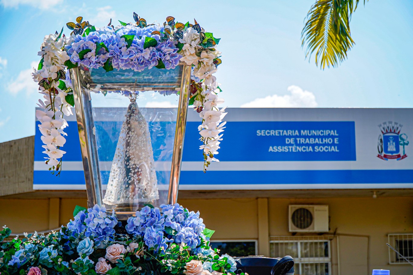 Semtras recebe visita da imagem peregrina de Nossa Senhora da Conceição