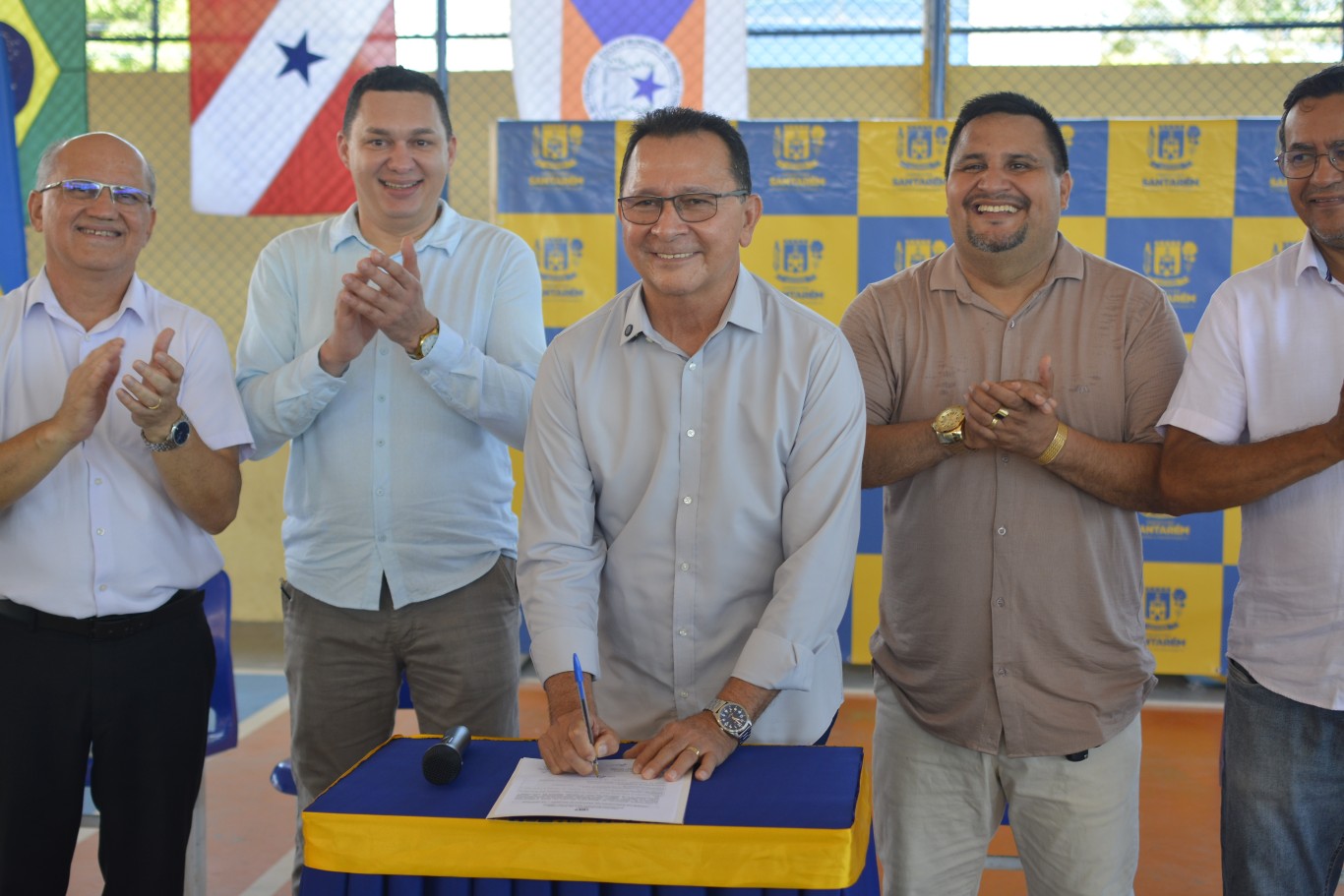 Prefeito Zé Maria Tapajós assina ordem de serviço para reforma e ampliação da Escola Padre Felipe Bettendorf