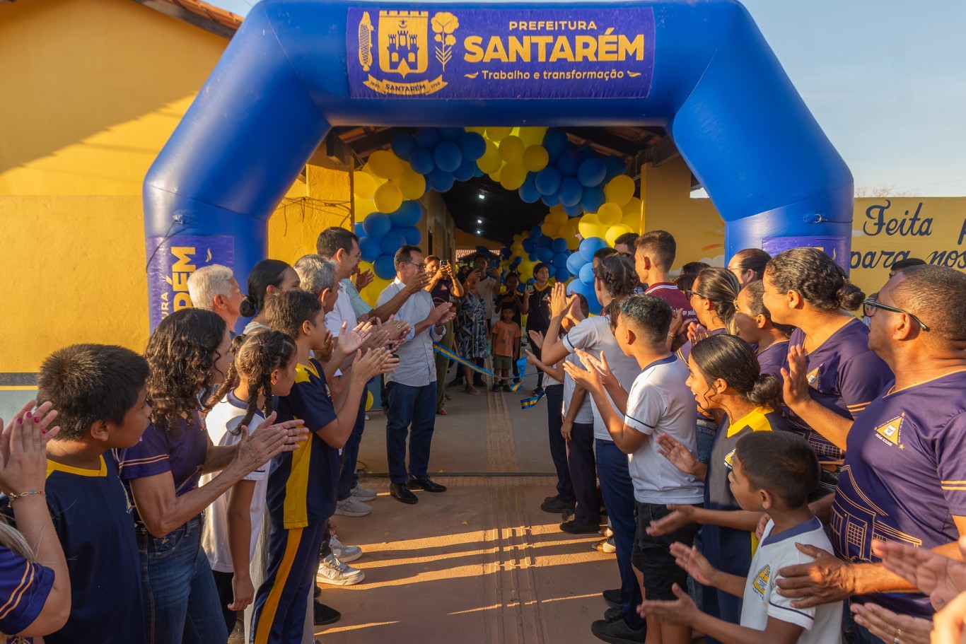 Imagem da notícia: Prefeitura de Santarém entrega Escola João XXIII reformada e ampliada na comunidade Cipoal