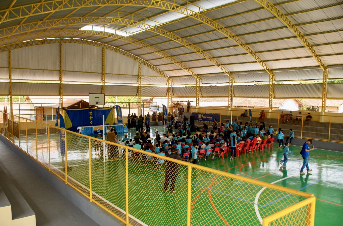 Imagem da notícia: Prefeitura entrega quadra coberta em Pindorama e chega à 60ª obra na educação