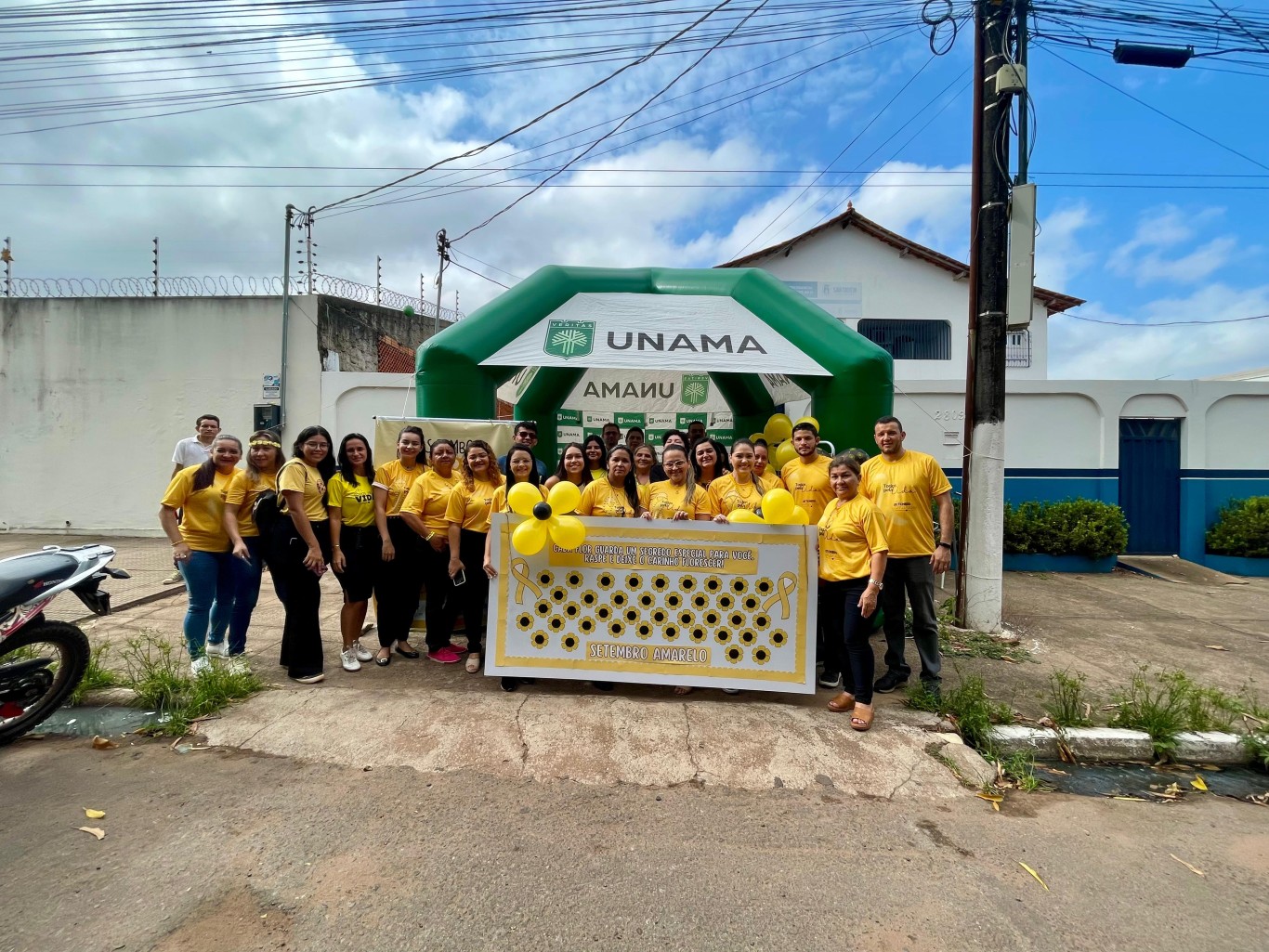 Blitz educativa e serviços de beleza marcam campanha Setembro Amarelo em Santarém