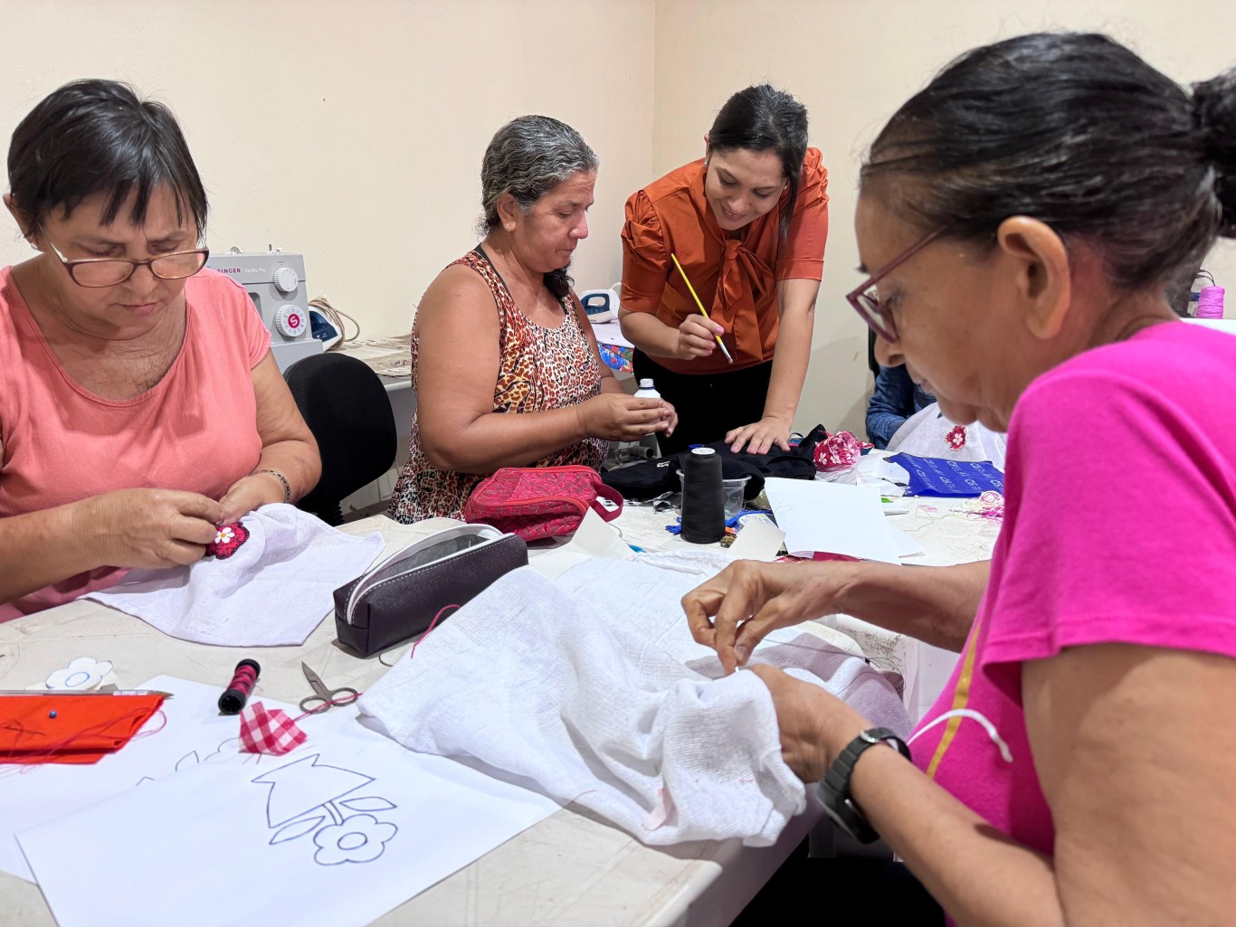 Curso de Patch Aplique no Cras Urumari promove aprendizado, convivência e valorização dos idosos