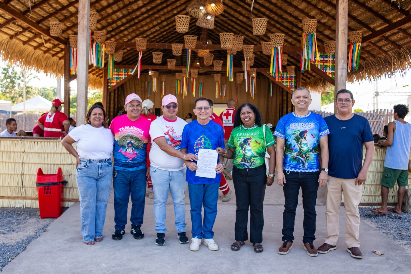 Prefeitura e agremiações assinam regulamento do Festival Folclórico dos Botos 2026