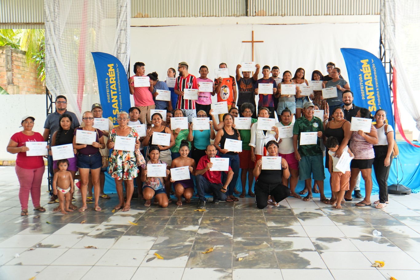 Imagem da notícia: Capacita Santarém qualifica empreendedores de Alter do Chão para fortalecer atendimento durante o Sairé