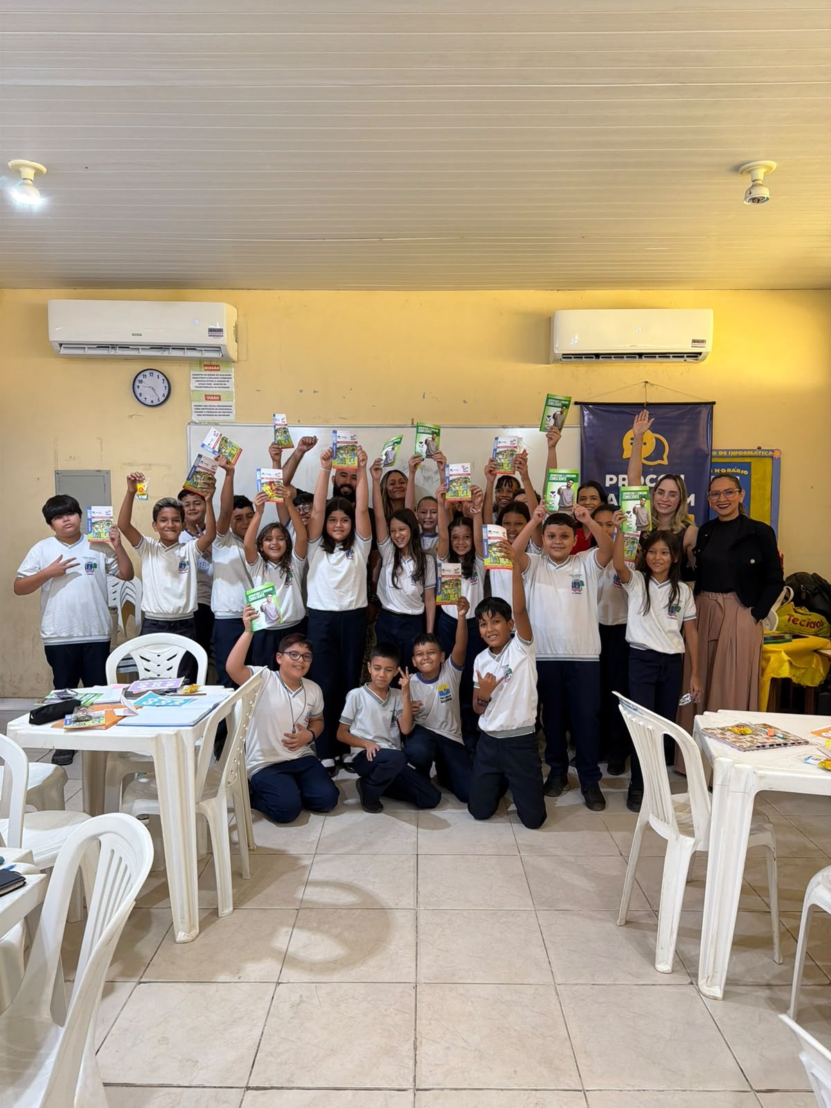 Procon Santarém leva educação para o consumo a estudantes da Escola Fluminense