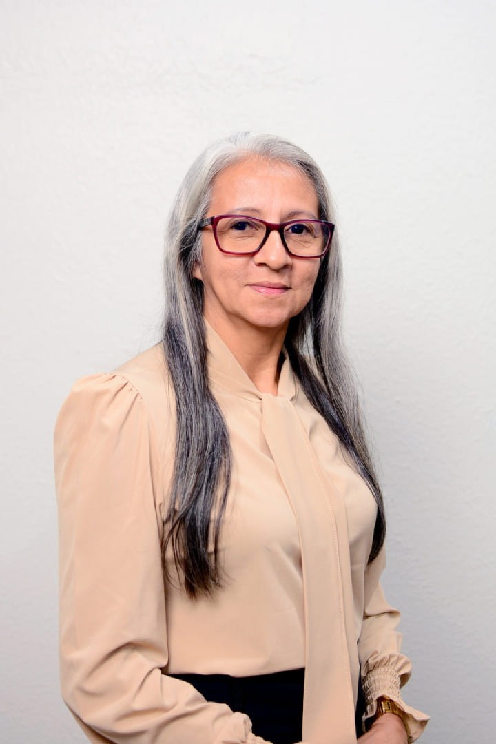 Elis Silvia Rebelo Freitas